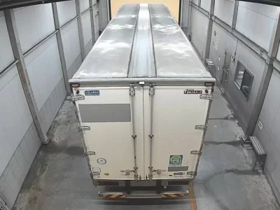 Isuzu TRUCK