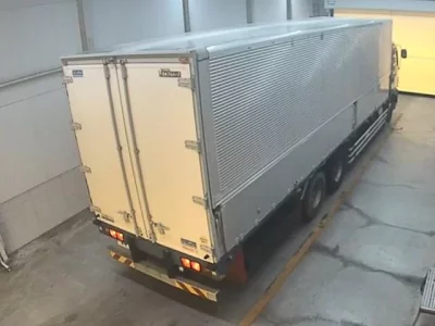 Isuzu TRUCK