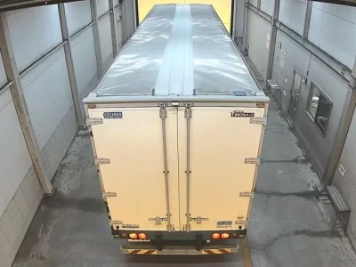 Isuzu TRUCK