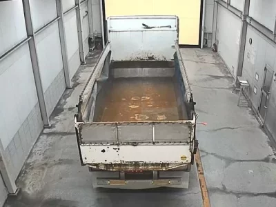 Isuzu TRUCK