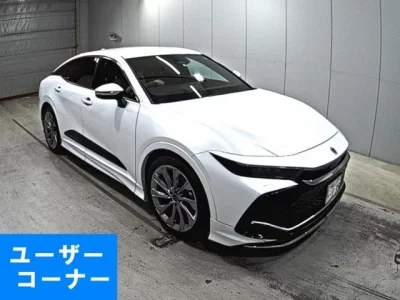 Toyota CROWN CROSSOVER
