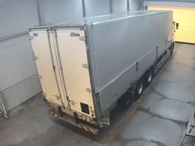Isuzu TRUCK