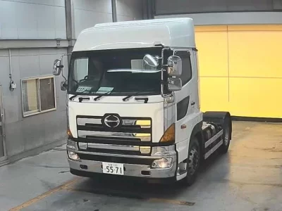 Hino TRUCK