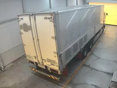 Isuzu TRUCK