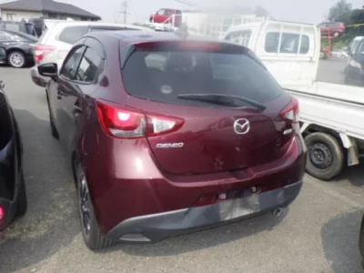 Mazda DEMIO