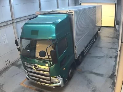 Hino TRUCK