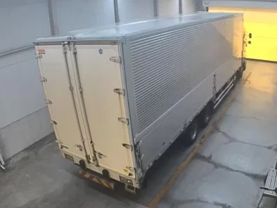 Hino TRUCK