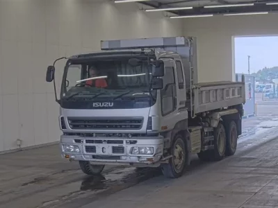Isuzu GIGA