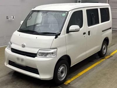 Daihatsu Gran Max
