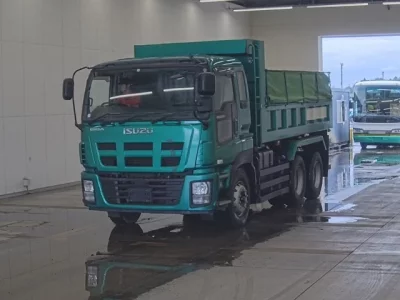 Isuzu GIGA