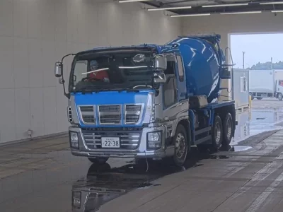 Isuzu GIGA