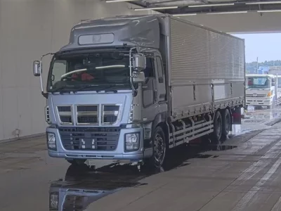 Isuzu GIGA