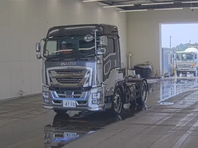 Isuzu GIGA