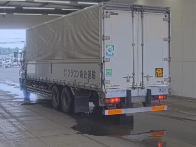 Isuzu GIGA