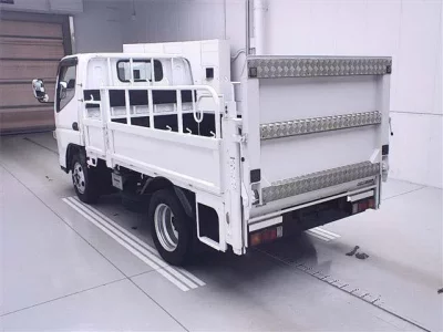Nissan KA Z