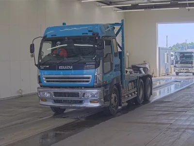 Isuzu GIGA