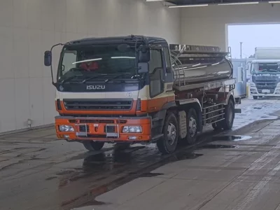 Isuzu GIGA