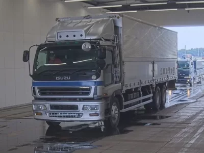 Isuzu GIGA