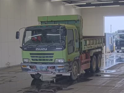 Isuzu GIGA