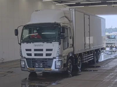 Isuzu GIGA