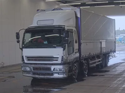Isuzu GIGA