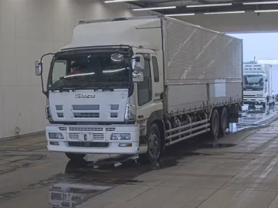 Isuzu GIGA