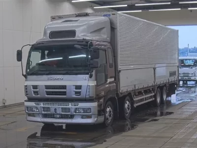 Isuzu GIGA