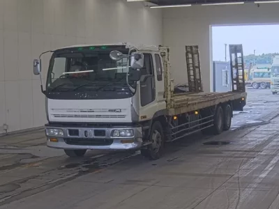 Isuzu GIGA