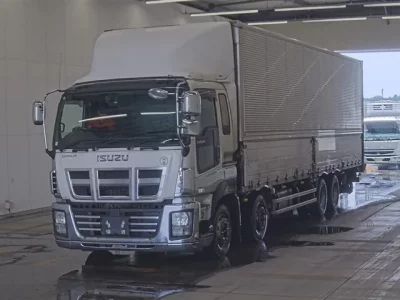 Isuzu GIGA
