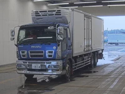 Isuzu GIGA
