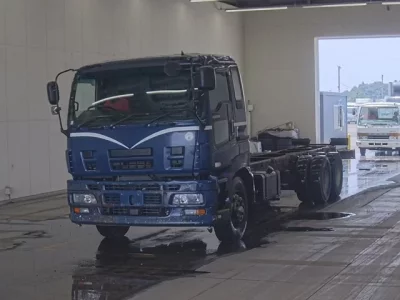 Isuzu GIGA