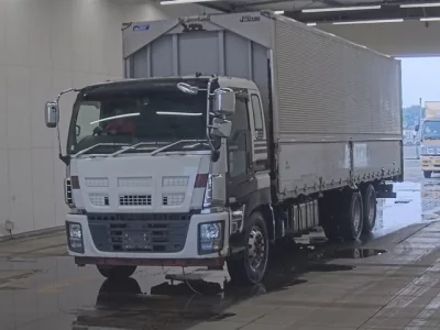 Isuzu GIGA