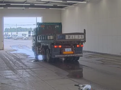 Isuzu GIGA