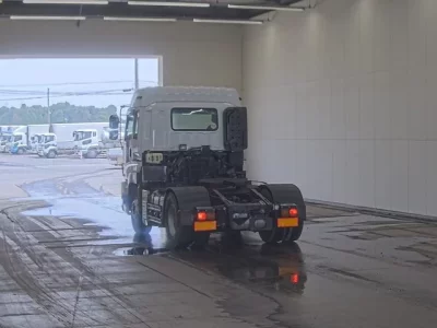 Isuzu GIGA