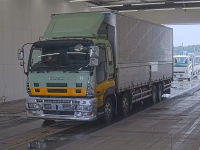 Isuzu GIGA