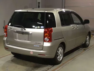 Toyota RAUM