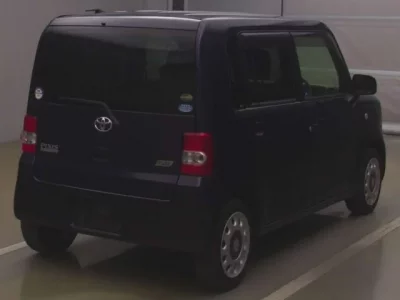 Toyota PIXIS SPACE