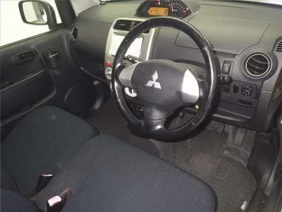 Mitsubishi EK SPORTS