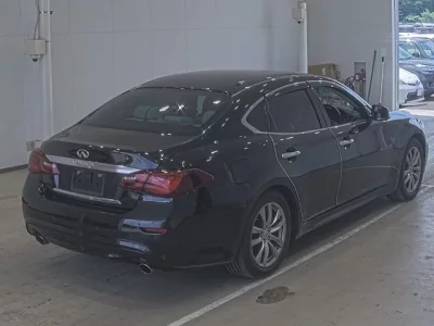 Nissan FUGA