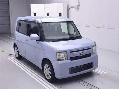 Toyota PIXIS SPACE