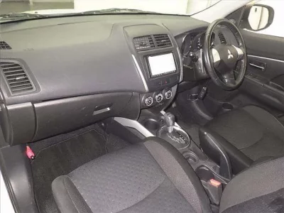 Mitsubishi RVR