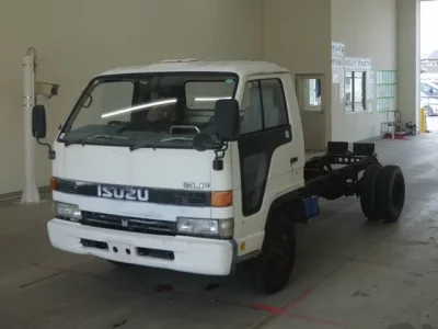 Isuzu ELF