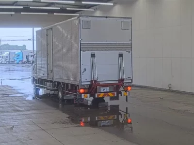 Mitsubishi FUSO FIGHTER