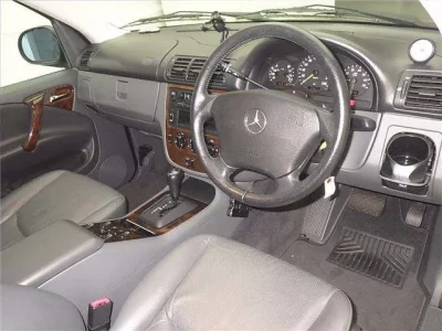 Mercedes-Benz ML CLASS