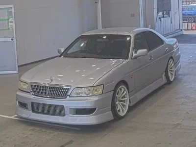 Nissan LAUREL