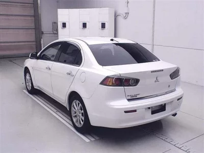 Mitsubishi GALANT FORTIS