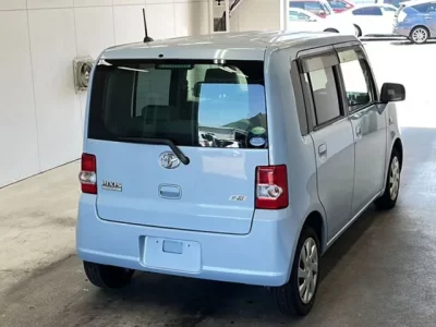 Toyota PIXIS SPACE