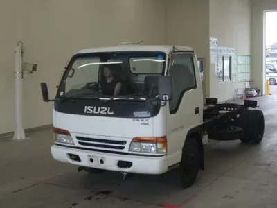 Isuzu ELF