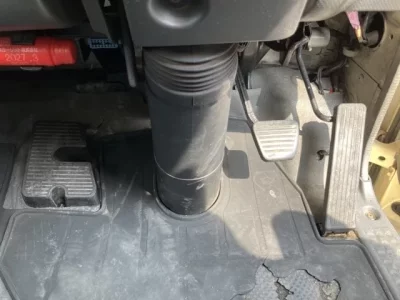 Nissan TRUCK