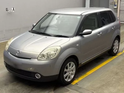 Mazda VERISA